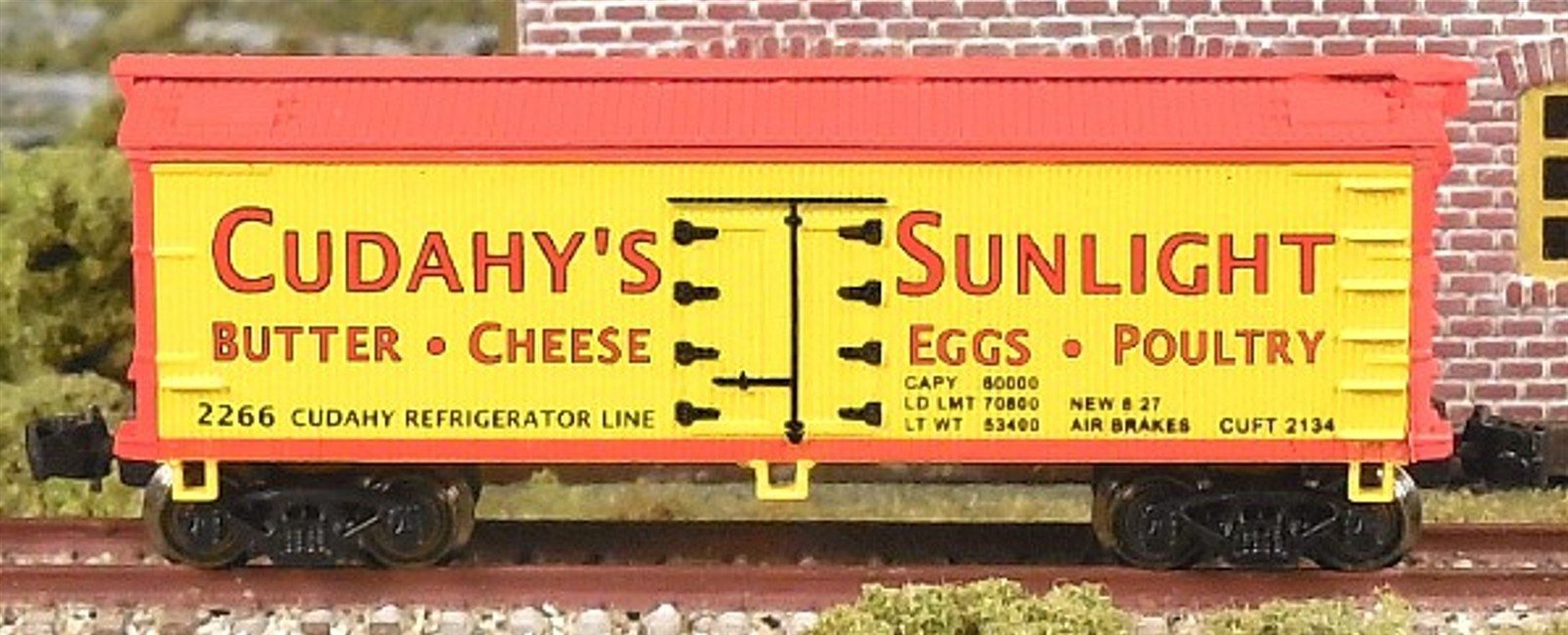 Z Scale FULL THROTTLE FTB9209-1 CRX Cudahy's Sunshine 34' Wood Reefer Set 2-Pack