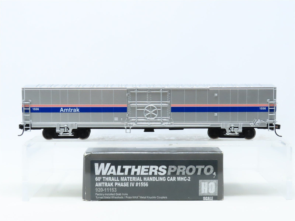 HO Walthers Proto 920-11153 AMTK Amtrak 60&#39; Thrall Material Handling Car #1556