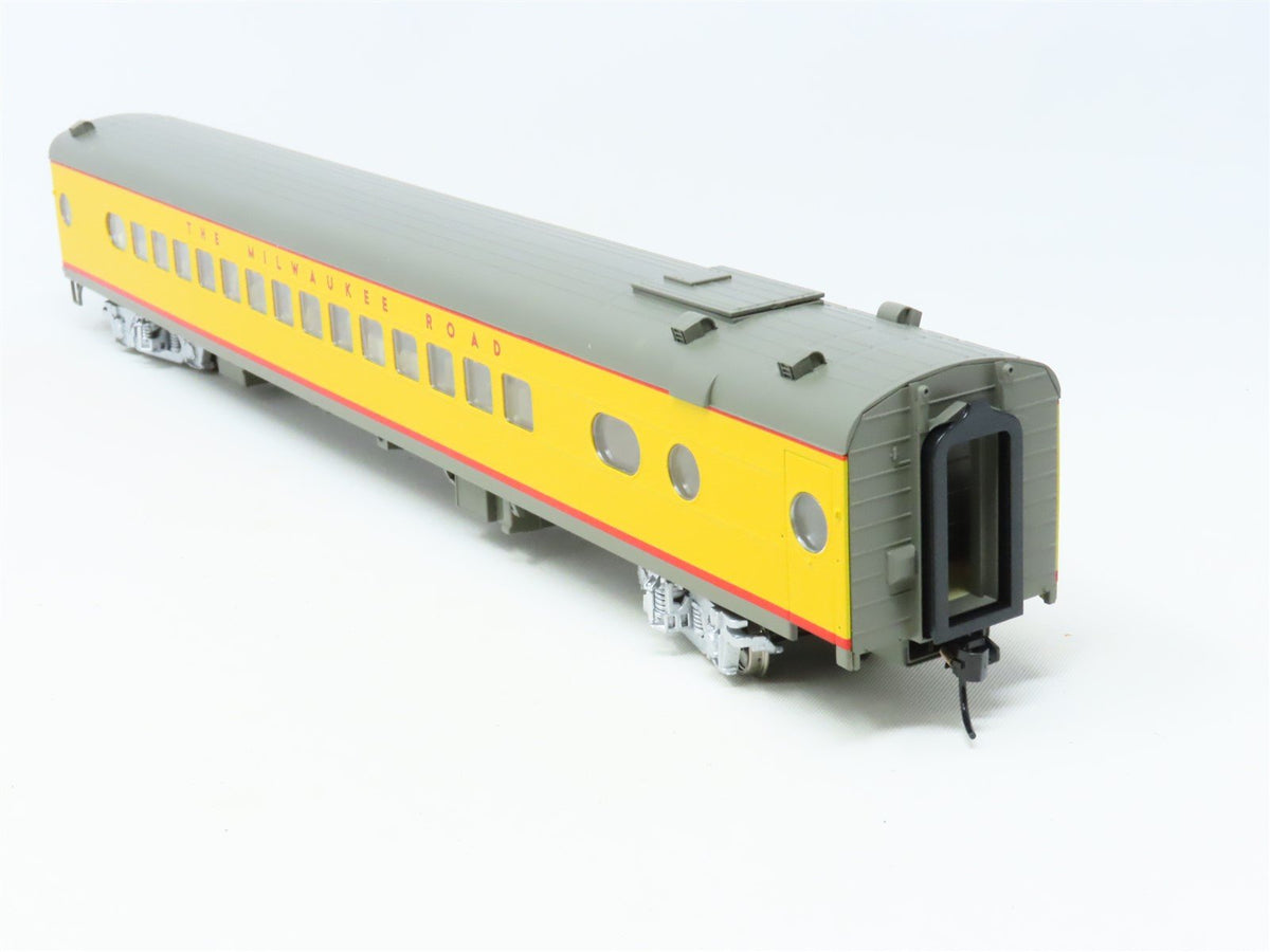 HO Scale Walthers 932-9252 MILW The Milwaukee Road &quot;Hiawatha&quot; Parlor Passenger