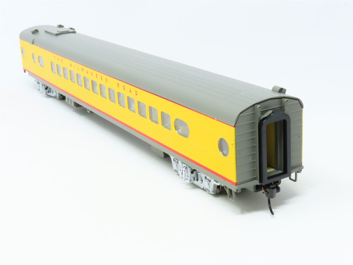 HO Scale Walthers 932-9252 MILW The Milwaukee Road &quot;Hiawatha&quot; Parlor Passenger