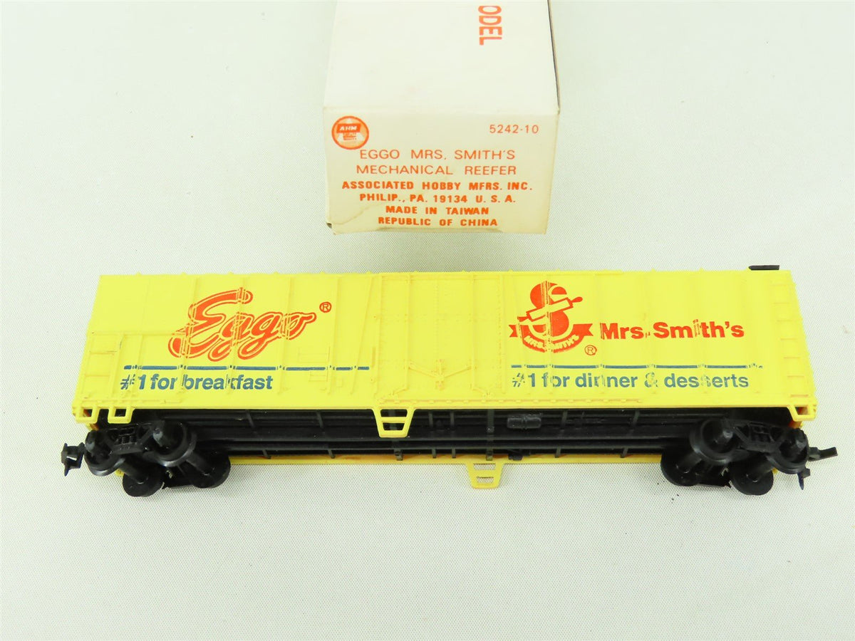 HO Scale AHM ATSF Santa Fe EMD GP18 Diesel Kellog&#39;s/Eggo Freight Train Set