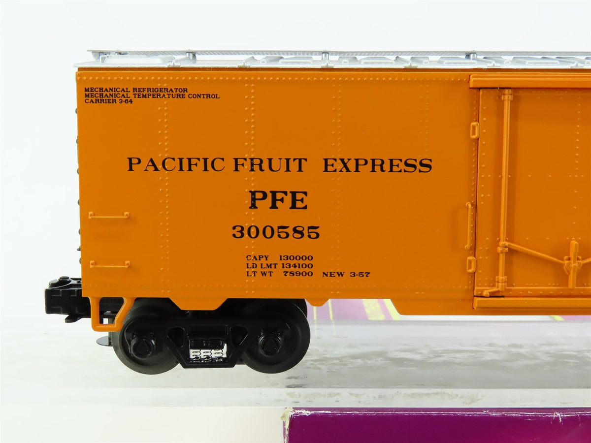 O 3-Rail MTH 20-94086 SP UP PFE Pacific Fruit Express Operating Reefer #300585