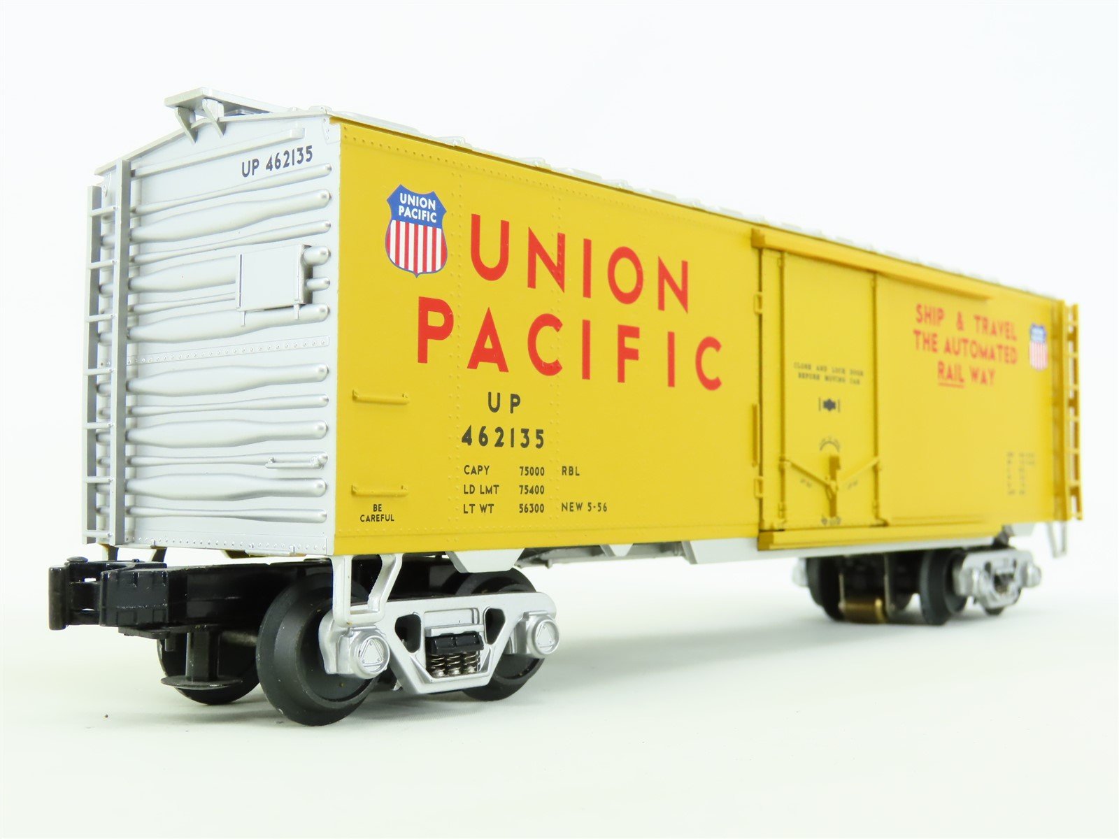 Union Pacific Operating Reefer Car With newest Unloading Ramp