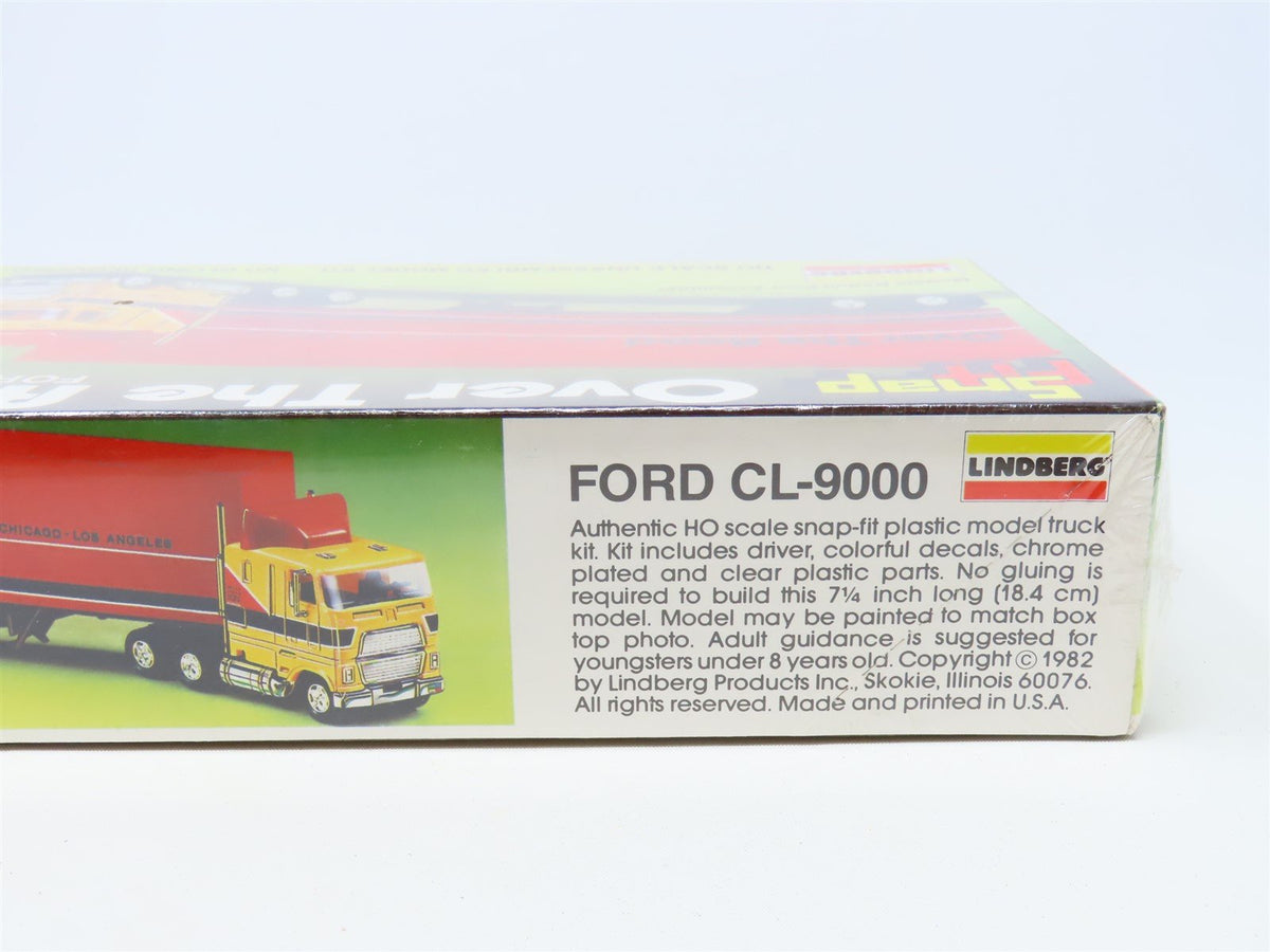 HO 1/87 Scale Lindberg Kit #1047 Ford CL-9000 &quot;Over The Road&quot; Tractor Trailer