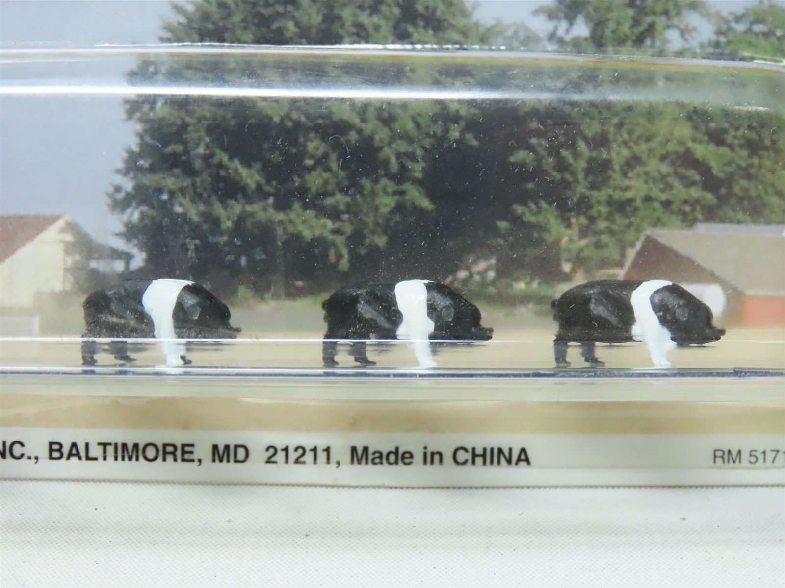 HO 1/87 Scale Life-Like Trains 1192 Hand Painted Figures - Hogs