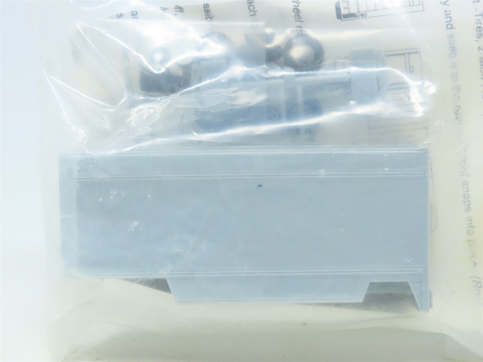 HO Scale A-Line Kit #50113 Undecorated 28' Parcel Trailer - Drop Body Style