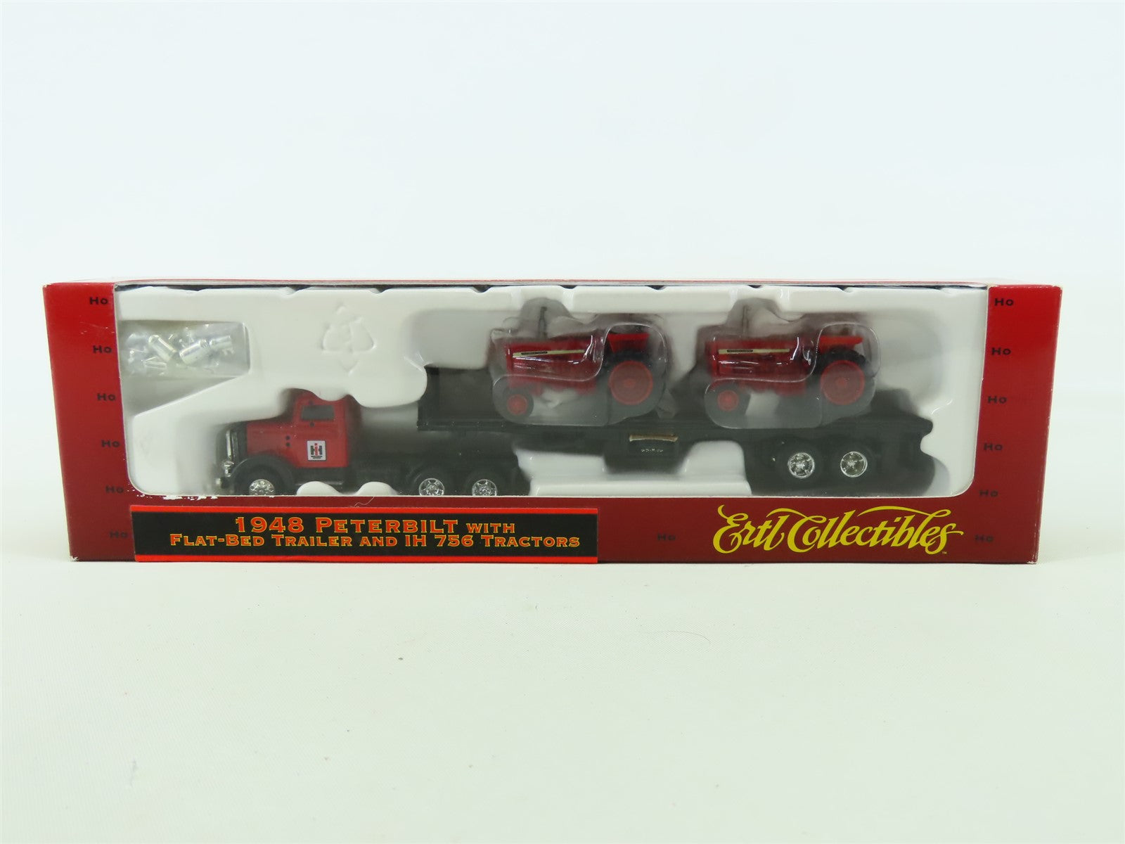 HO 1/87 Scale Ertl #4210 1948 Peterbilt w/ Flat Bed Trailer & IH 756 Tractors