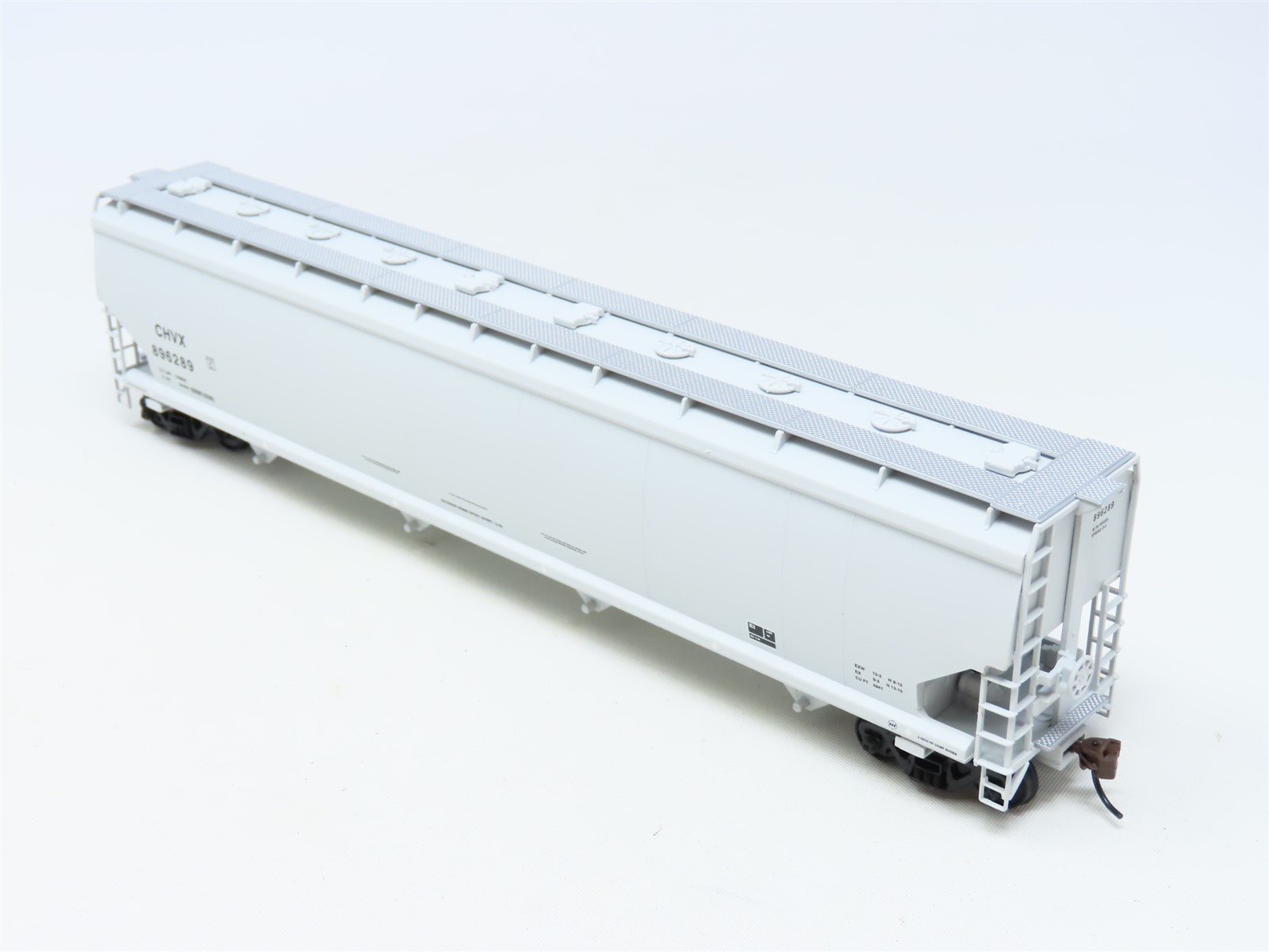 HO Scale Walthers 932-7154 CHVX Chevron National 4-Bay Covered Hopper #896289