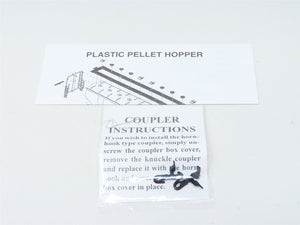 HO Scale Walthers 932-7154 CHVX Chevron National 4-Bay Covered Hopper #896289