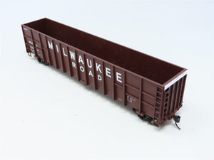 HO Scale Walthers 932-5686 MILW Milwaukee Road Wood Chip Gondola #276094