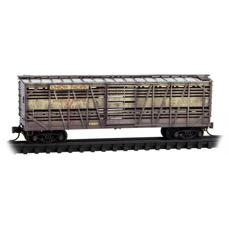 N Scale Micro-Trains MTL 98305045 UP Union Pacific 40&#39; Stock Car Set - Weathered