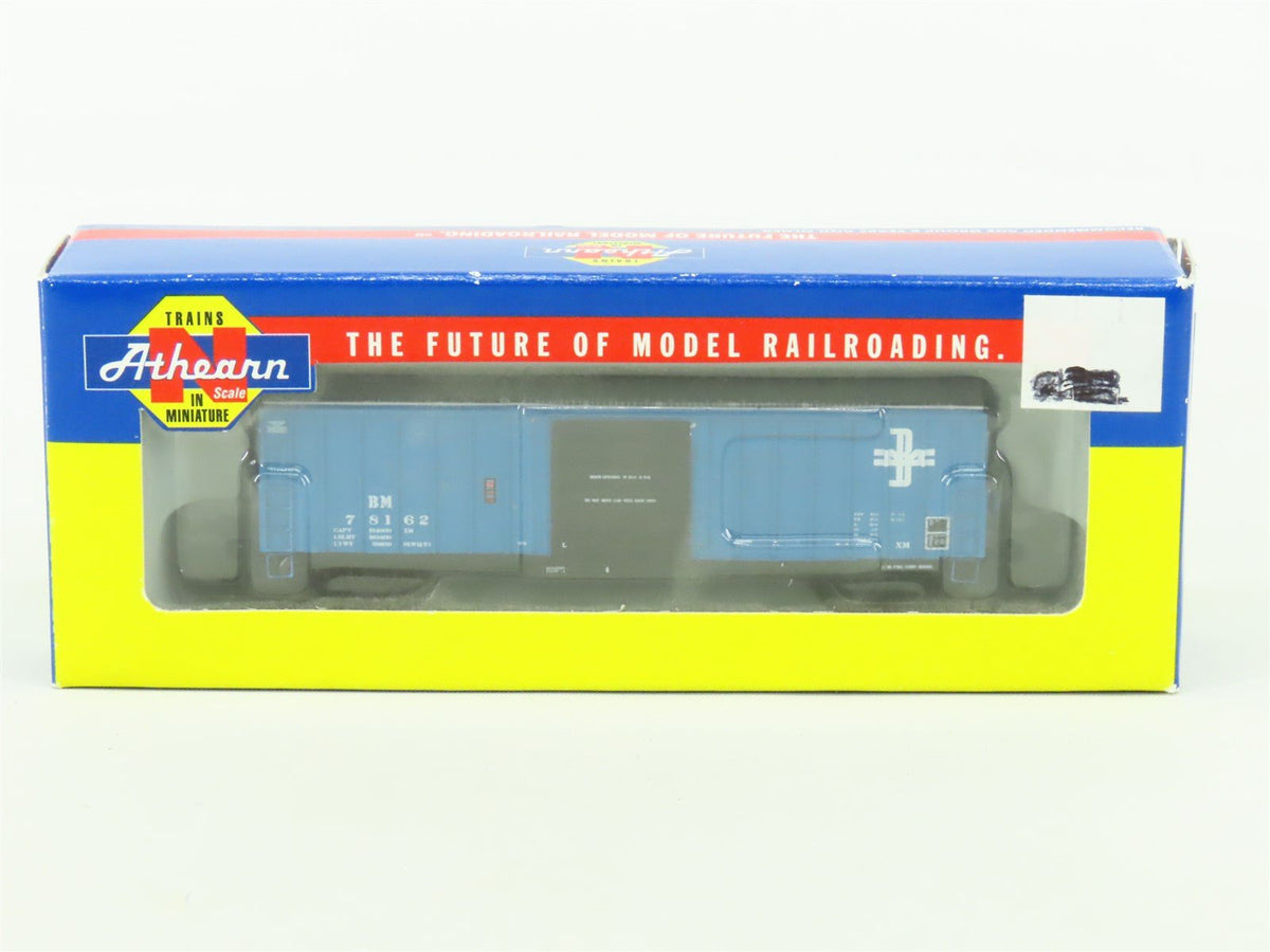 N Scale Athearn 10542 BM Boston &amp; Maine 50&#39; Steel SIECO Box Car #78162