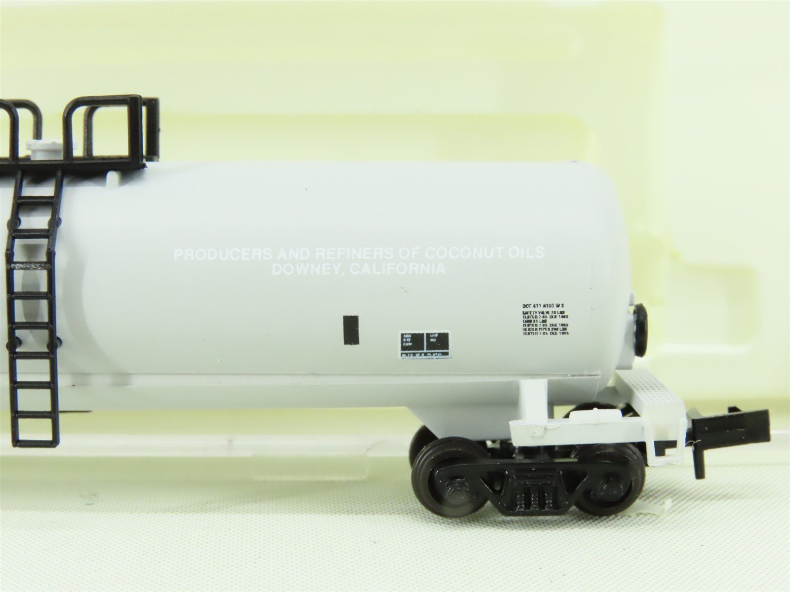 N Scale Eastern Seaboard Models 2013 Pan Pacific Commodities Tank Car #42715