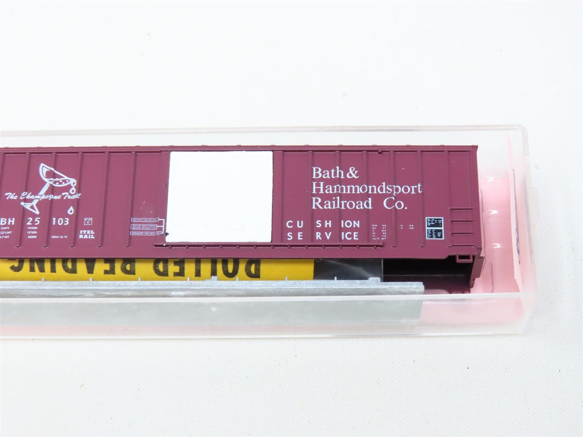 N Roundhouse Kit 8318 BH Bath &amp; Hammondsport &quot;Champagne Trail&quot; Box Car #25103