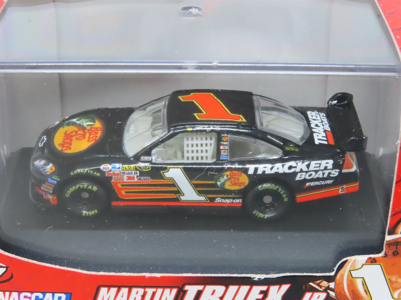 HO Scale Winner's Circle NASCAR #70543 Bass Pro Shops