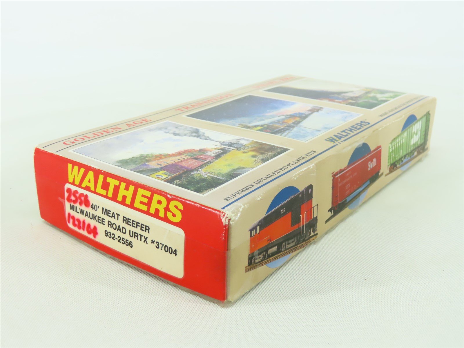 HO Scale Walthers Kit 932-2556 URTX Milwaukee Road 40' Meat Reefer #37004