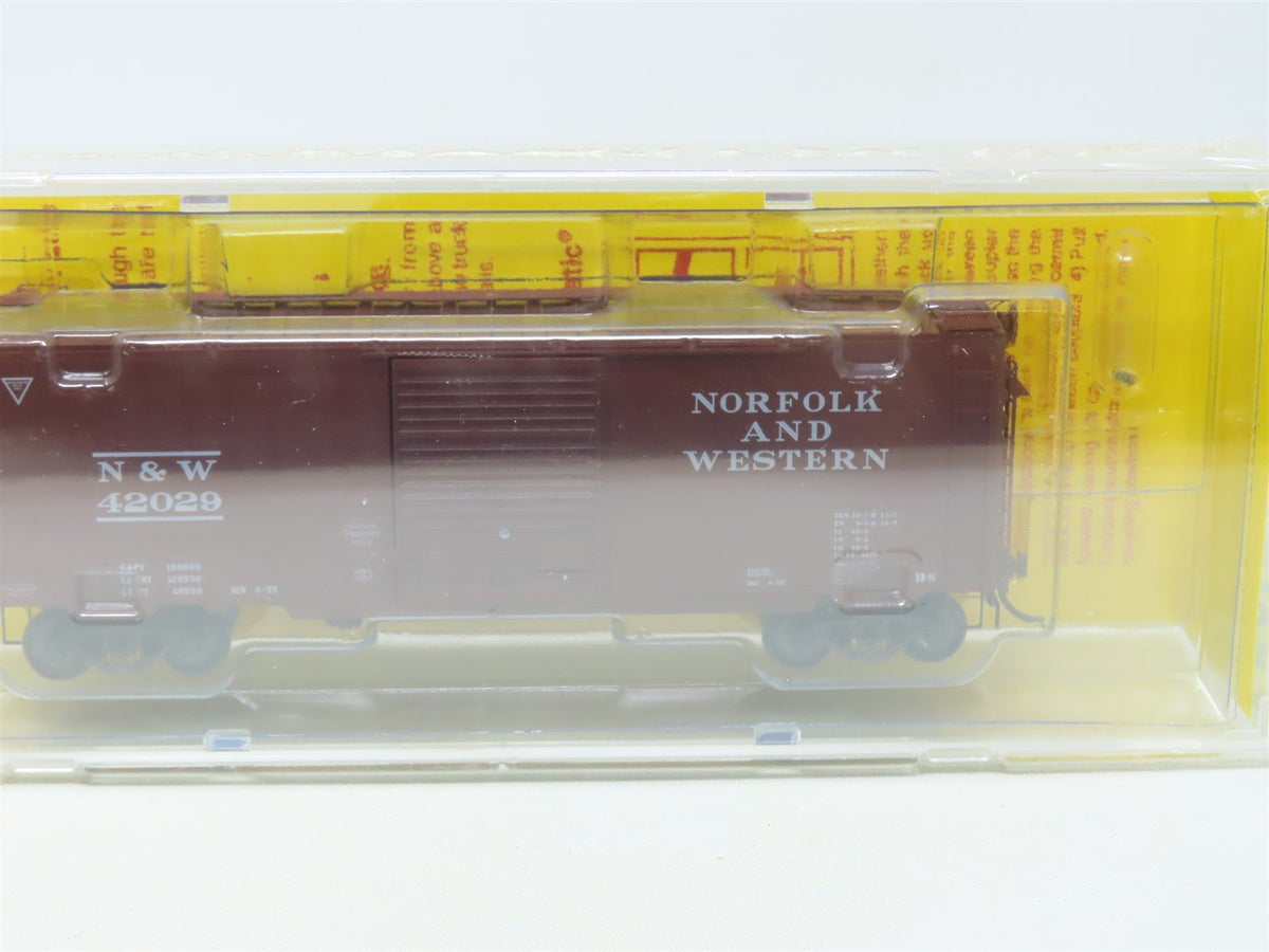 HO Scale Kadee 5257 N&amp;W Norfolk &amp; Western 40&#39; Single Door Box Car #42029 Sealed