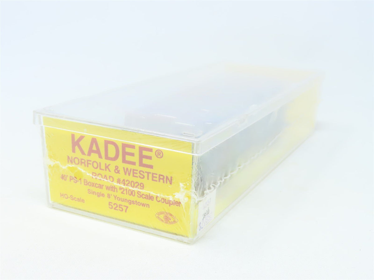 HO Scale Kadee 5257 N&amp;W Norfolk &amp; Western 40&#39; Single Door Box Car #42029 Sealed