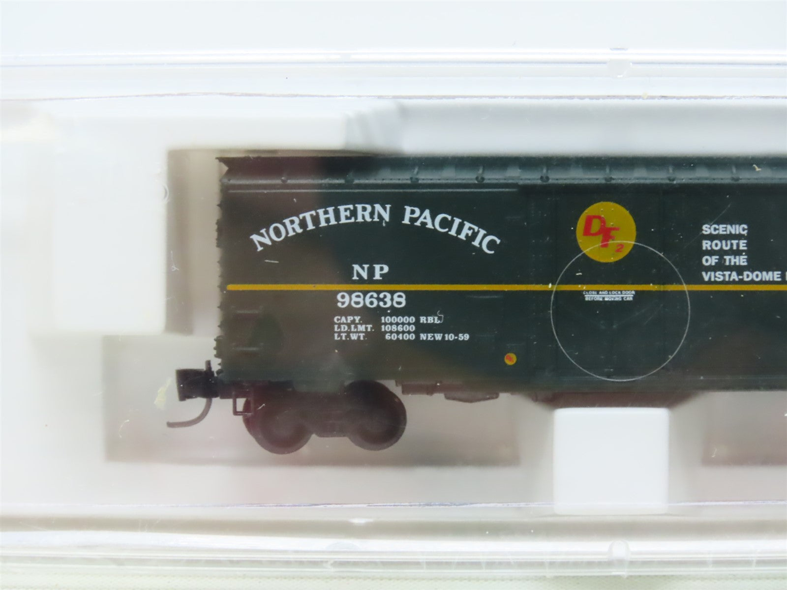 Z Scale Micro-Trains MTL 14915-2 NP Northern Pacific 40' Box Car #98638-Sealed