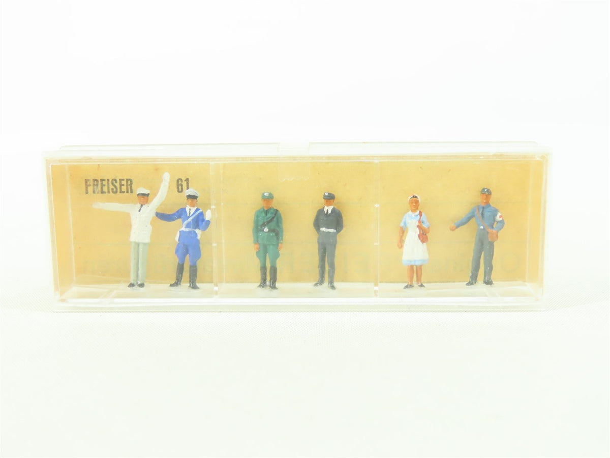 HO 1/87 Scale Preiser Vintage Figure Set #61 Policemen &amp; Red Cross Workers