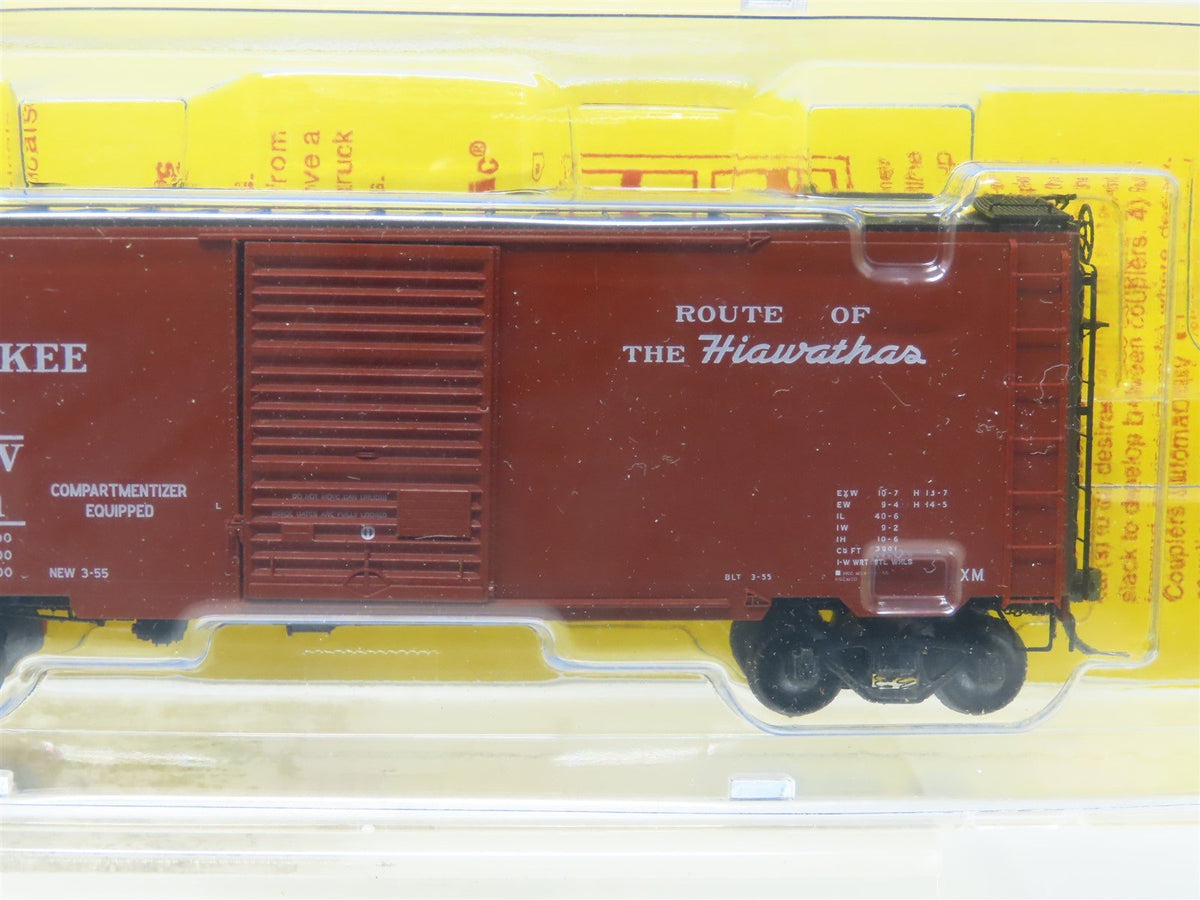 HO Scale Kadee 4908 MILW Milwaukee Road 40&#39; Single Door Box Car #8741 Sealed