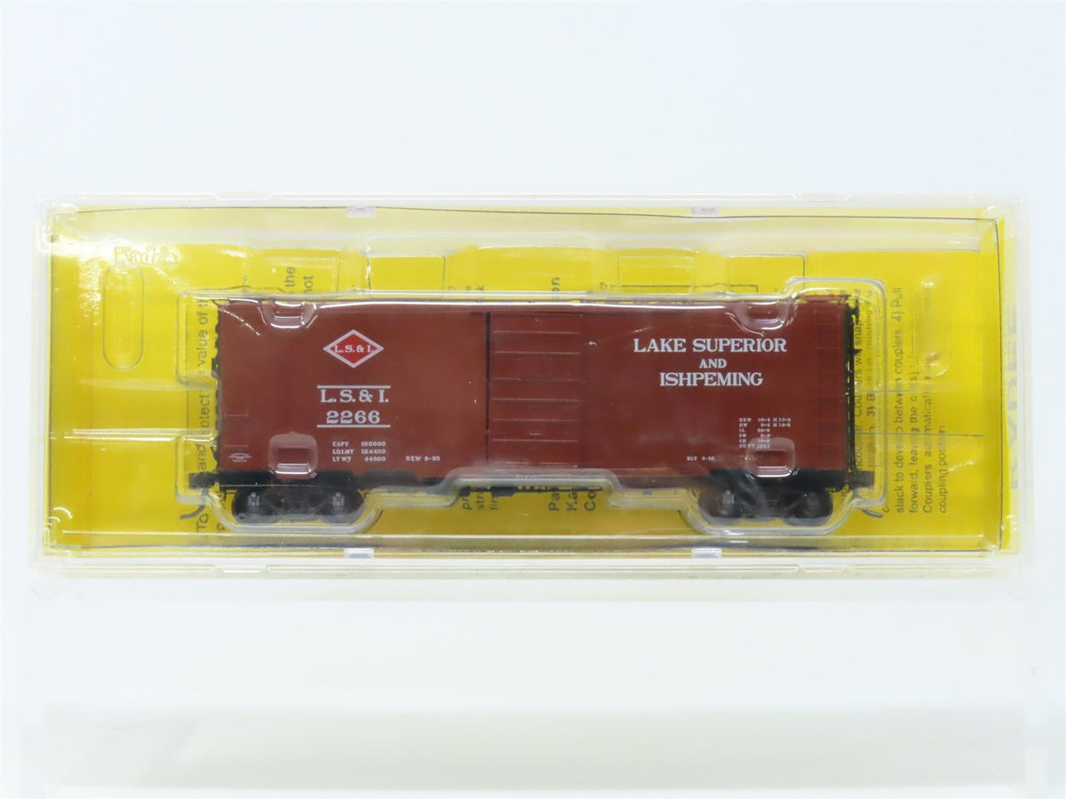 HO Scale Kadee 4026 LS&amp;I Lake Superior &amp; Ishpeming 40&#39; Box Car #2266 Sealed