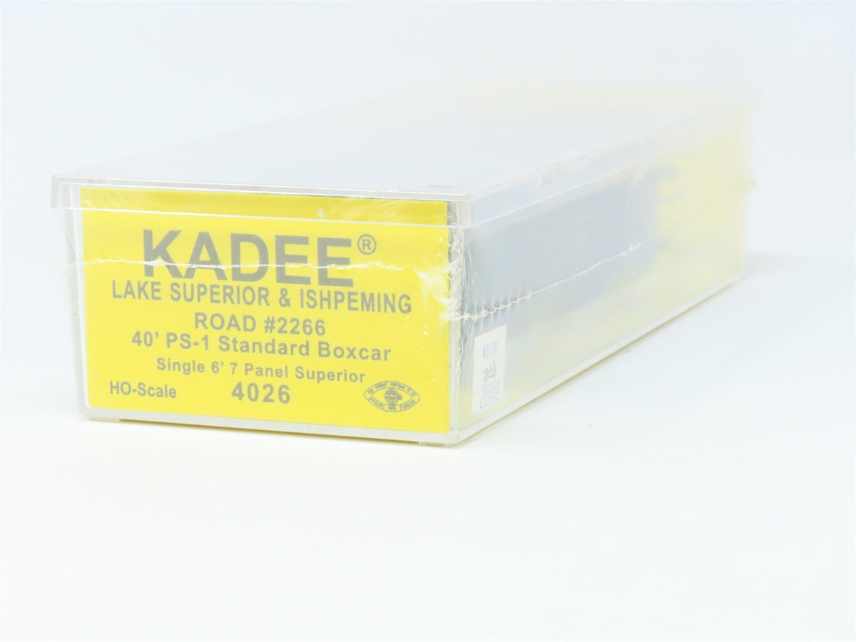 HO Scale Kadee 4026 LS&amp;I Lake Superior &amp; Ishpeming 40&#39; Box Car #2266 Sealed