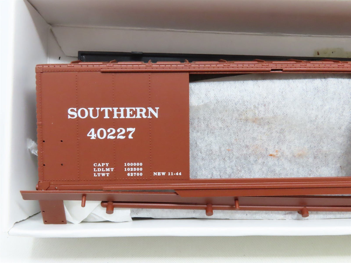 HO Scale Proto 2000 Kit SOU Southern Railway 50&#39; Automobile Box Car #40227