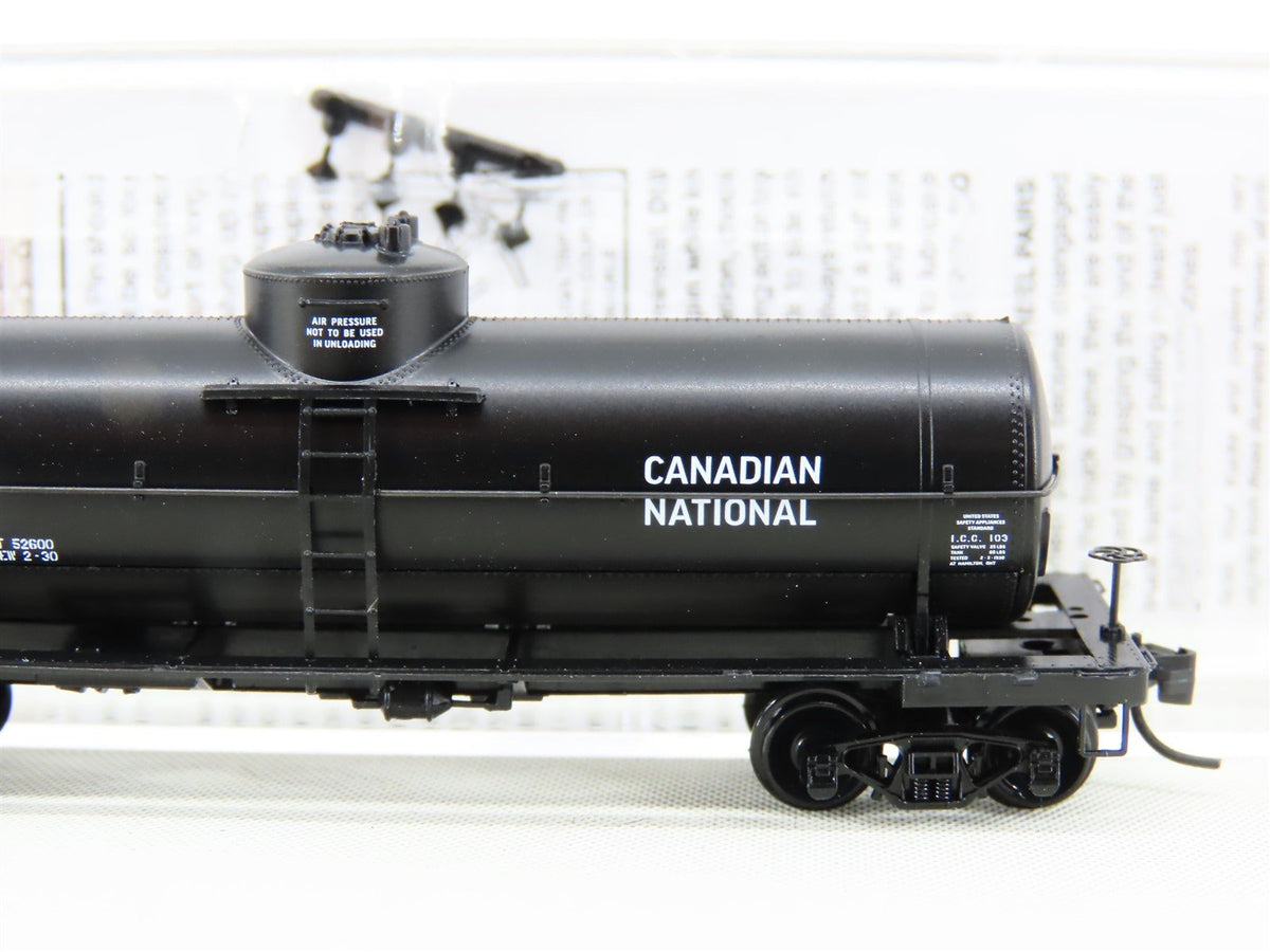 N Scale Micro-Trains MTL 06500316 CN Canadian National 39&#39; Tank Car #990870
