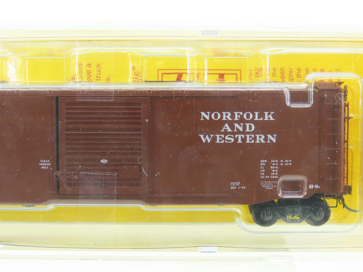 HO Scale Kadee #6016 N&amp;W Norfolk &amp; Western 50&#39; PS-1 Box Car #54818 - Sealed