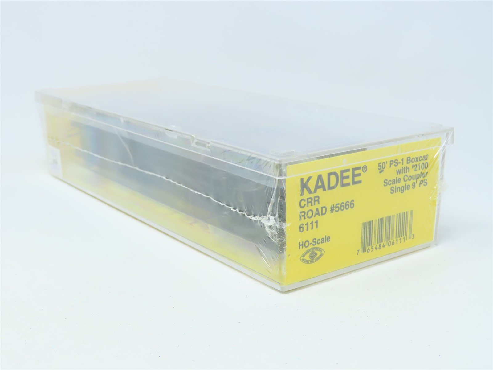 HO Scale Kadee #6111 CRR Clinchfield 50' Single Door Box Car #5666 - Sealed