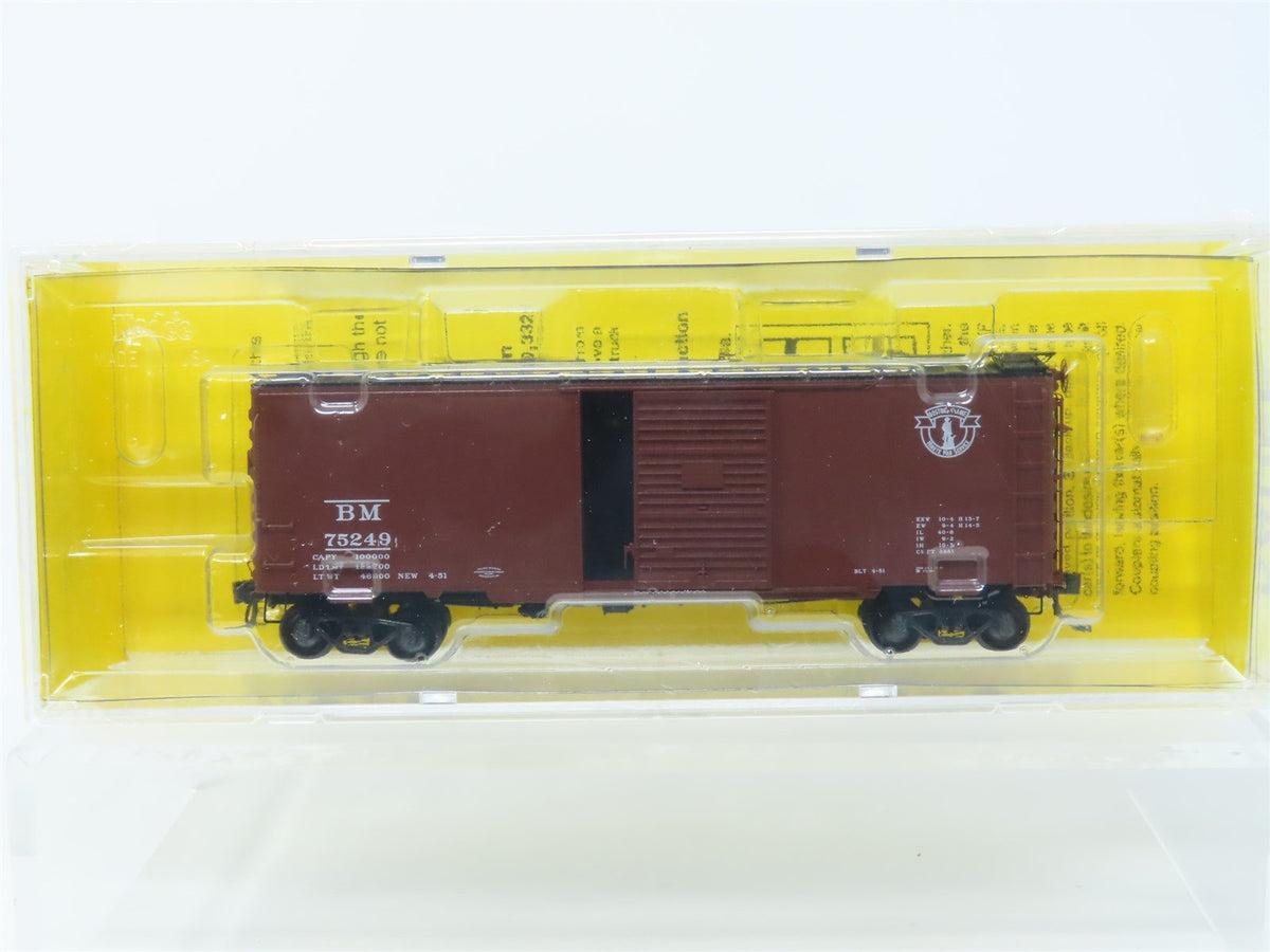 HO Scale Kadee #4802 BM Boston &amp; Maine 40&#39; Single Door Box Car #75249 - Sealed