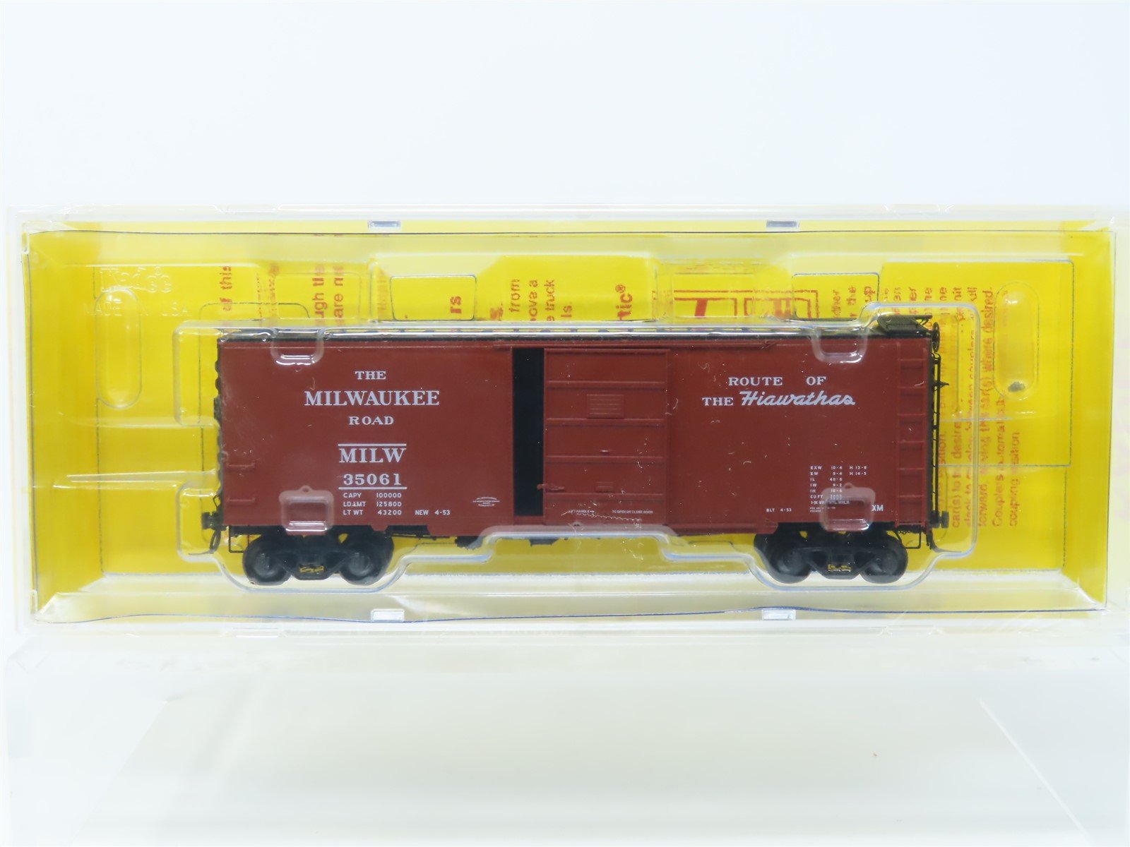 HO Scale Kadee #4806 MILW Route Of The Hiawatha 40' PS-1 Box Car #35061 - Sealed