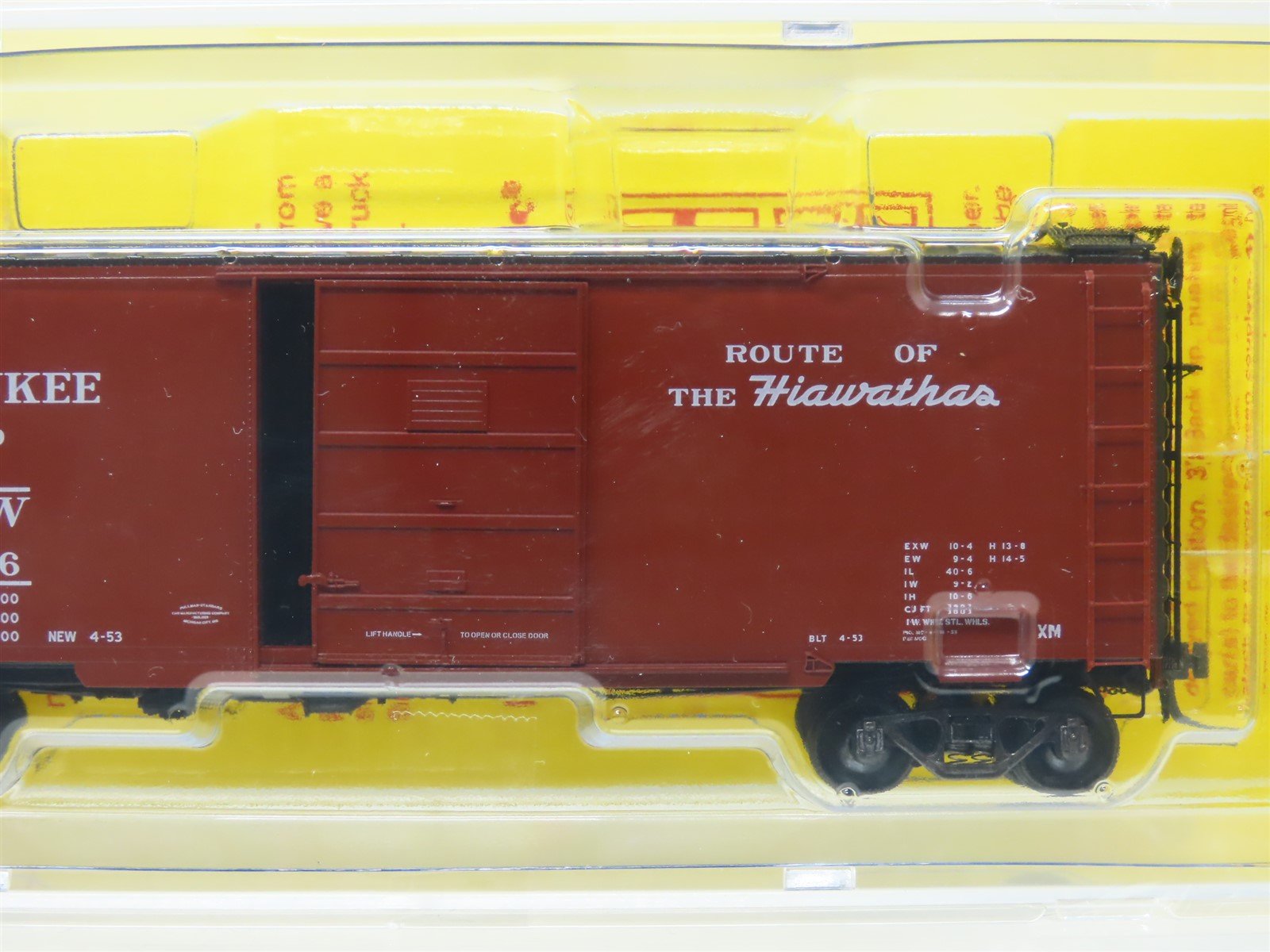 HO Scale Kadee #4812 MILW Route Of The Hiawatha 40' PS-1 Box Car #35056 - Sealed