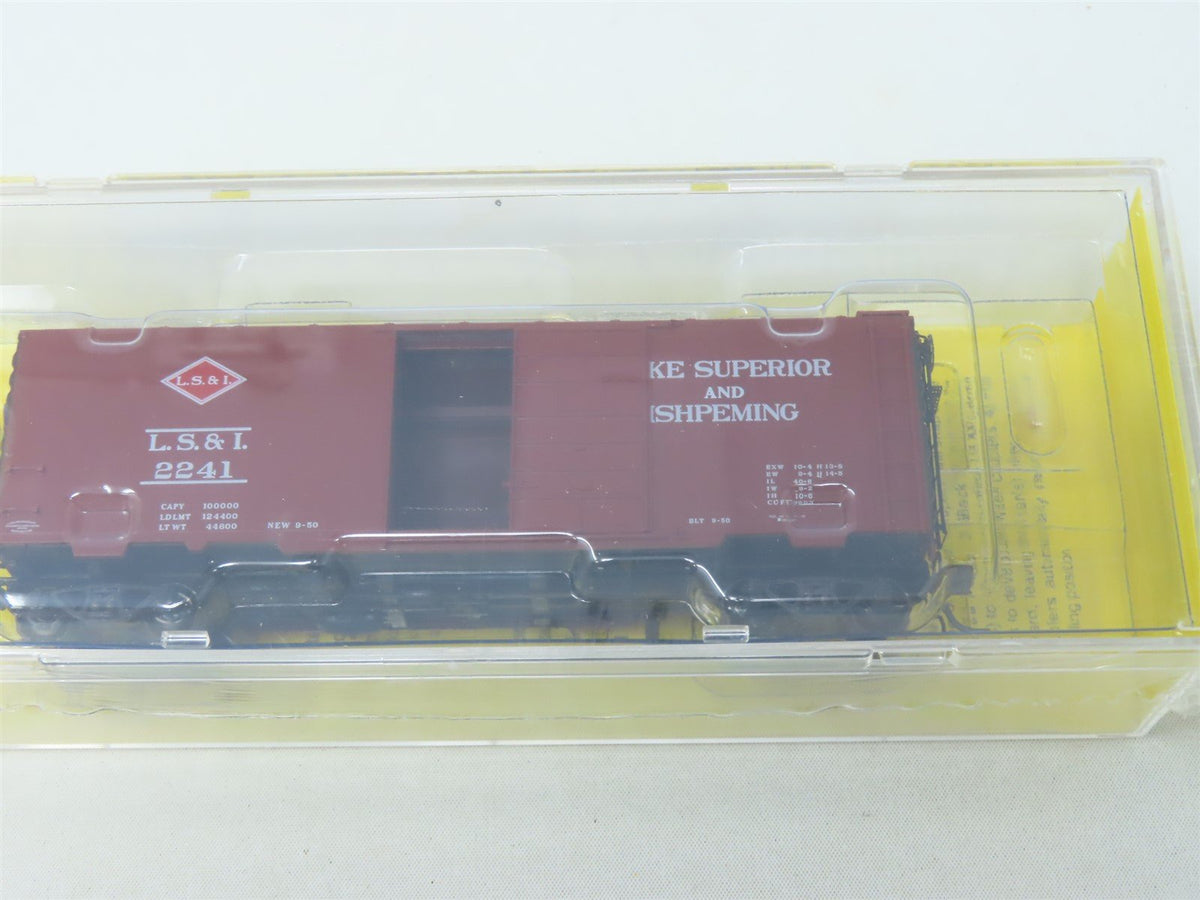 HO Scale Kadee #4028 LS&amp;I Lake Superior &amp; Ishpeming 40&#39; Box Car #2241 - Sealed