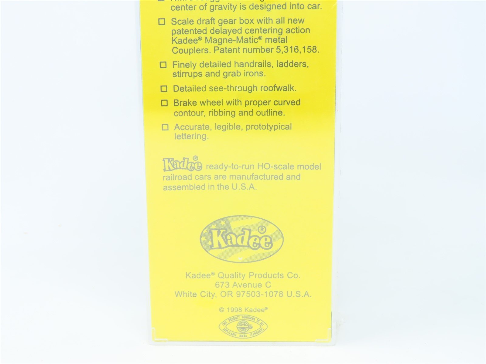 HO Scale Kadee #4028 LS&I Lake Superior & Ishpeming 40' Box Car #2241 - Sealed