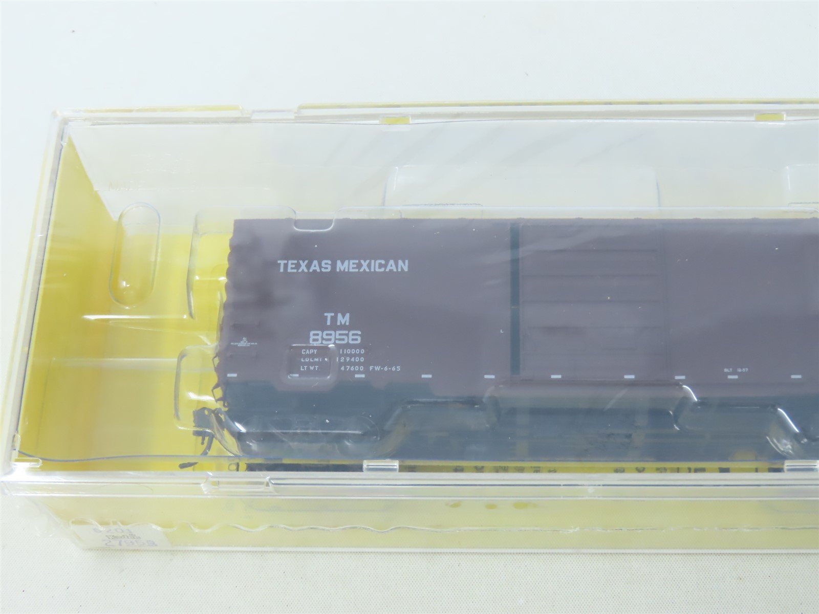 HO Scale Kadee #5201 TM Texas Mexican 40' Single Door Box Car #8956 - Sealed