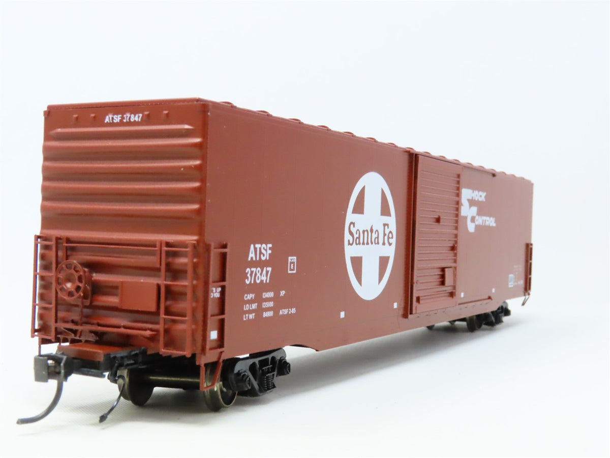 HO Scale InterMountain 46901-22 ATSF Santa Fe &quot;Shock Control&quot; Box Car #37847