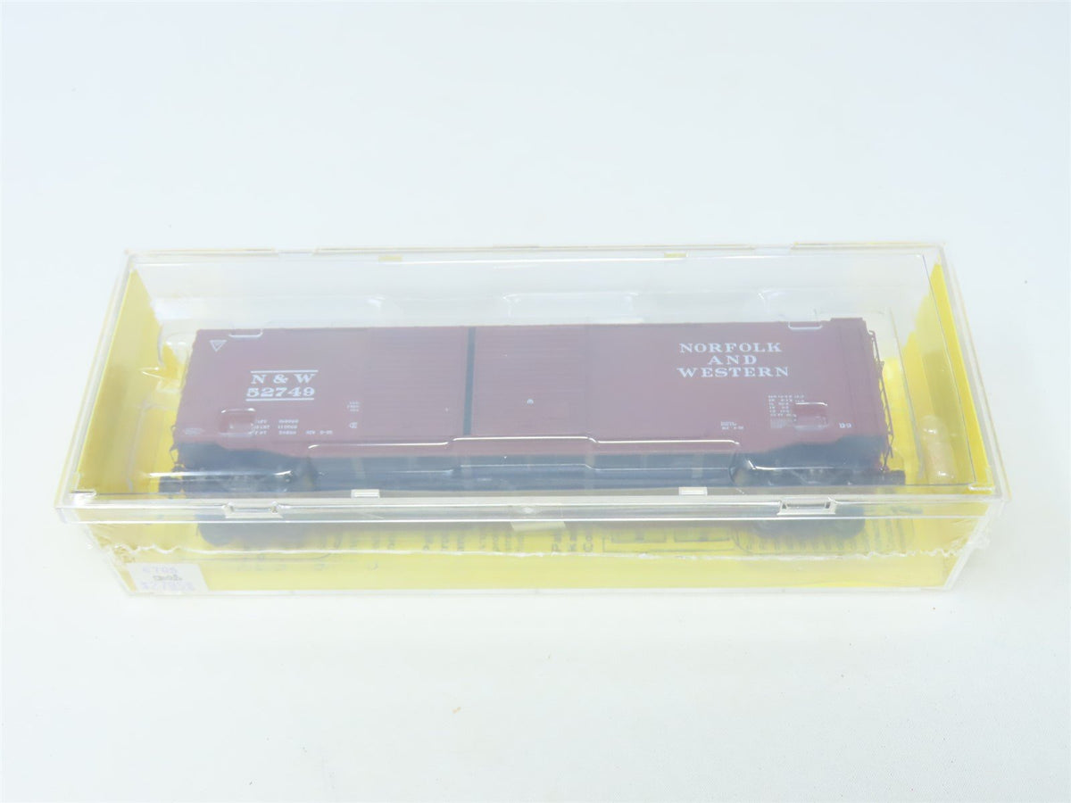 HO Kadee #6705 N&amp;W Norfolk &amp; Western 50&#39; Double Door Box Car #52749 - Sealed