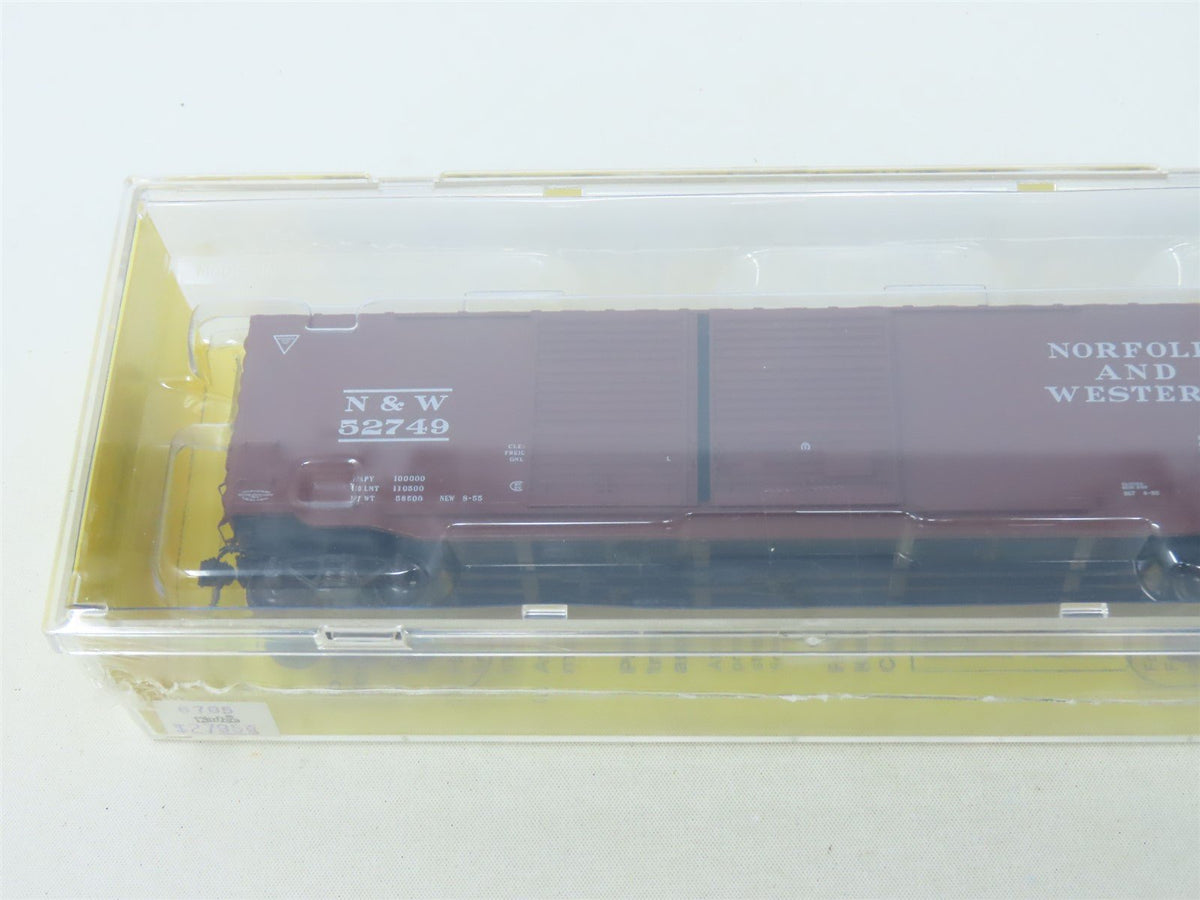 HO Kadee #6705 N&amp;W Norfolk &amp; Western 50&#39; Double Door Box Car #52749 - Sealed