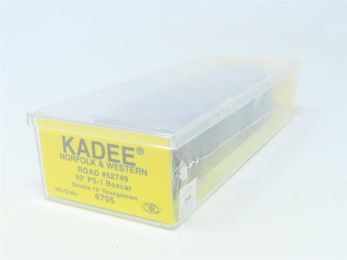 HO Kadee #6705 N&amp;W Norfolk &amp; Western 50&#39; Double Door Box Car #52749 - Sealed