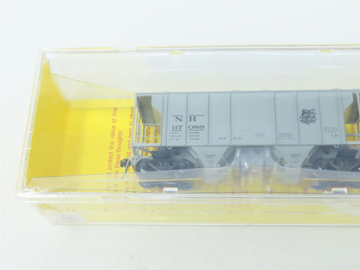 HO Scale Kadee Cars #8611 NH New Haven 2-Bay Covered Hopper #117088 - Sealed