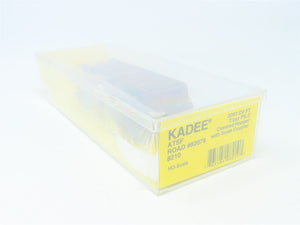 HO Scale Kadee #8210 ATSF Santa Fe 2-Bay Covered Hopper #82076 - Sealed