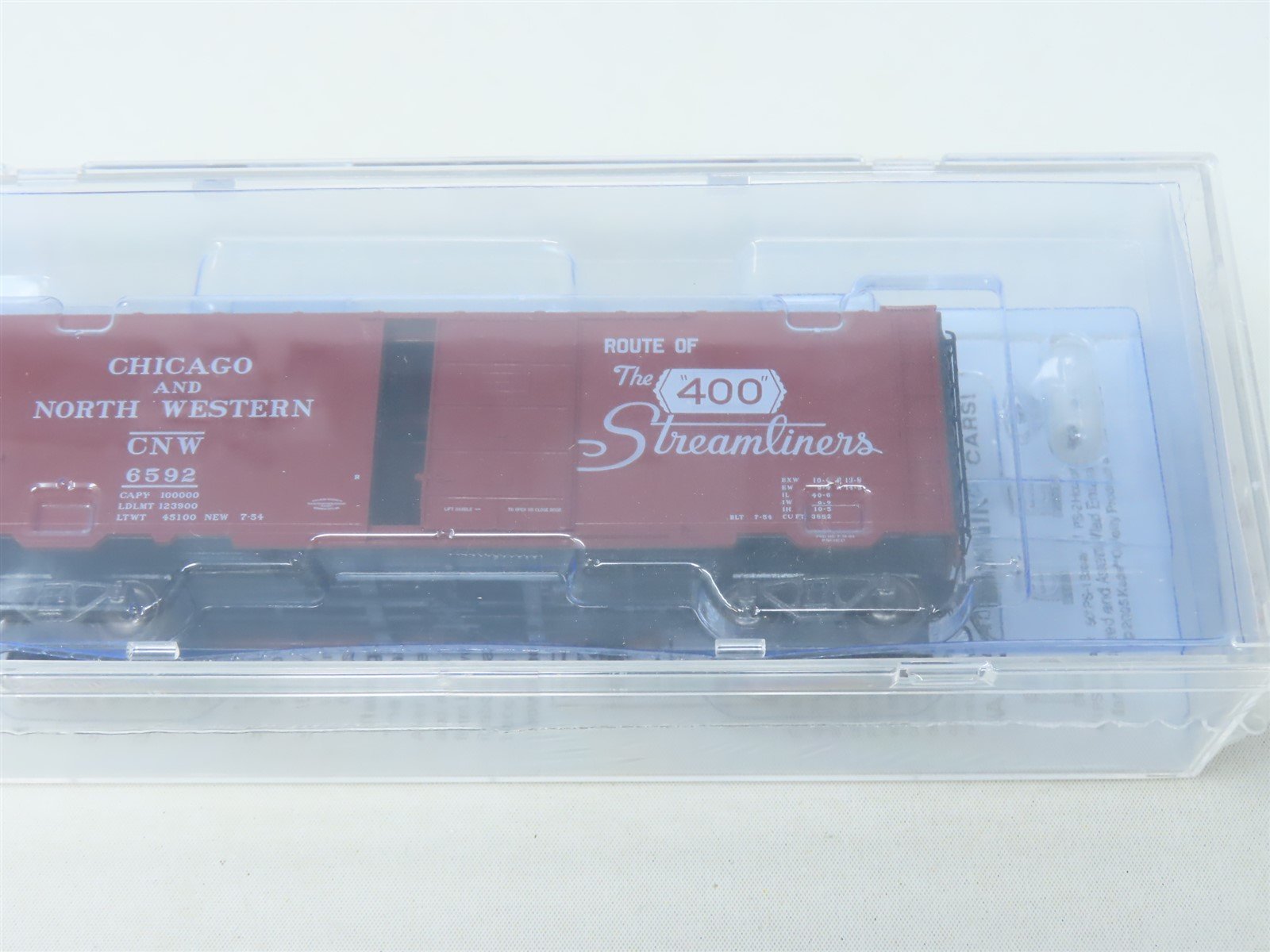 HO Kadee Cars #4510 CNW Route Of The 400 Streamliners 40' Box Car #6592 - Sealed