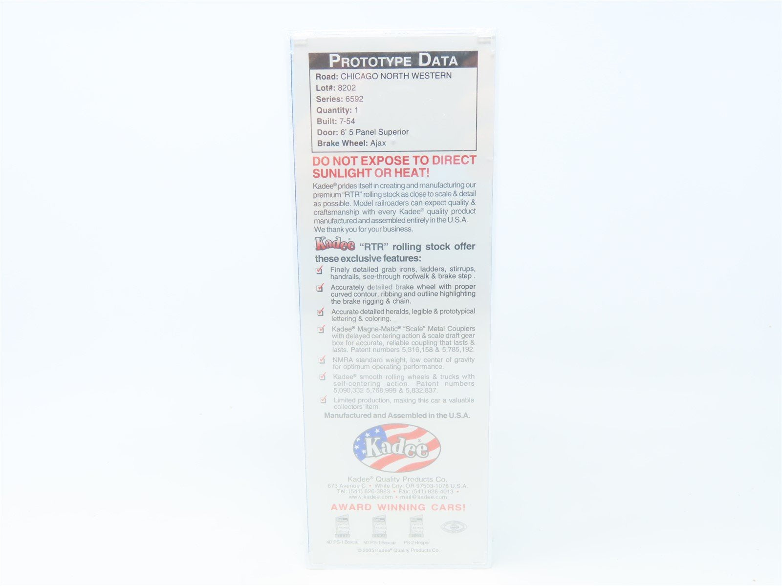 HO Kadee Cars #4510 CNW Route Of The 400 Streamliners 40' Box Car #6592 - Sealed