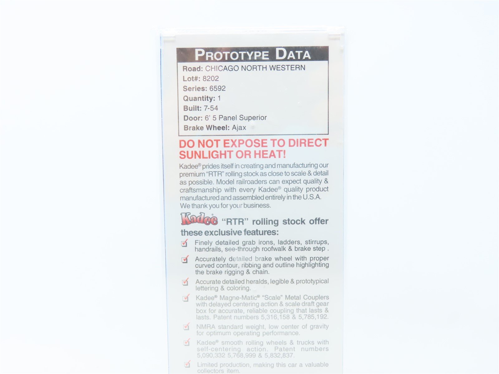 HO Kadee Cars #4510 CNW Route Of The 400 Streamliners 40' Box Car #6592 - Sealed