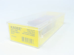 HO Scale Kadee #8010 SOO Line 2-Bay Covered Hopper #6877 - Sealed