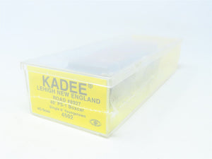 HO Kadee #4502 LNE Lehigh New England 40' Single Door Box Car #8927 - Sealed