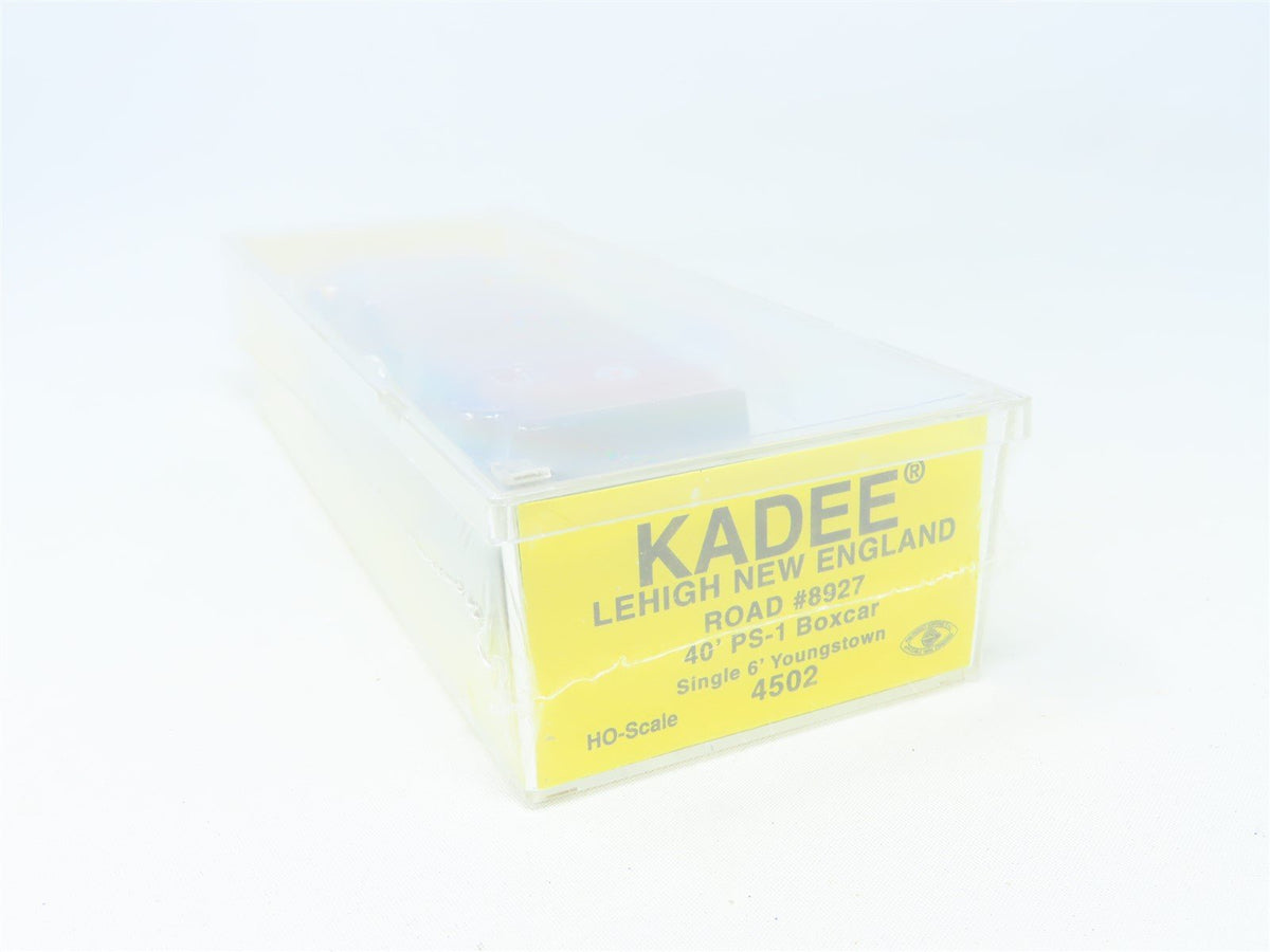 HO Kadee #4502 LNE Lehigh New England 40&#39; Single Door Box Car #8927 - Sealed