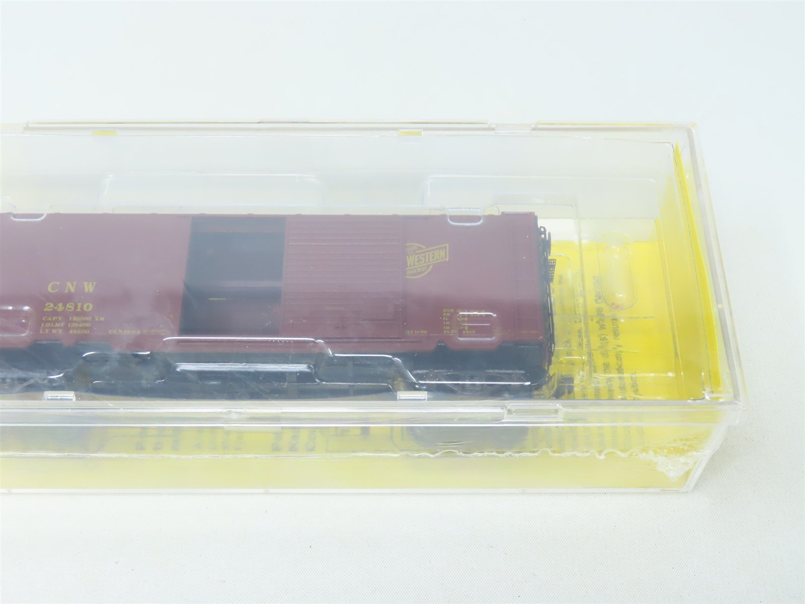 HO Scale Kadee #5223 CNW Chicago North Western 40' PS-1 Box Car #24810 - Sealed